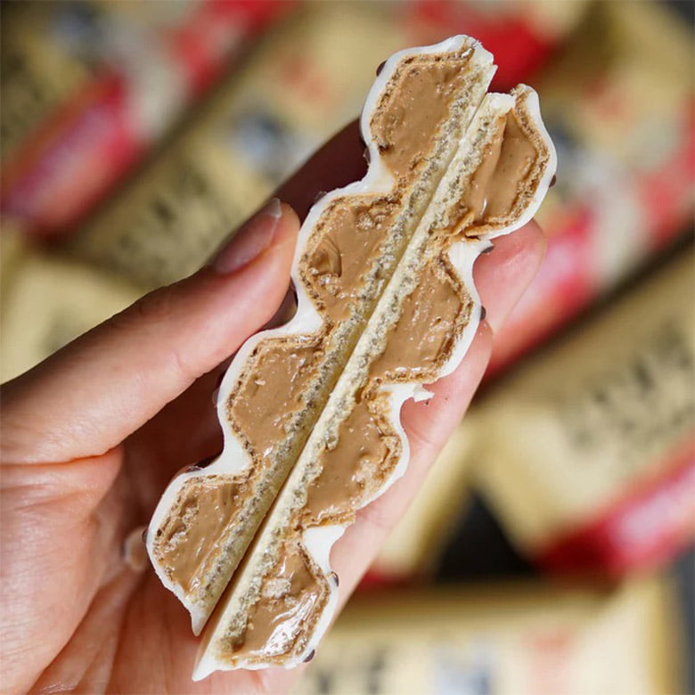 love_raw_white_choc_cream_wafer_bar_43g_2